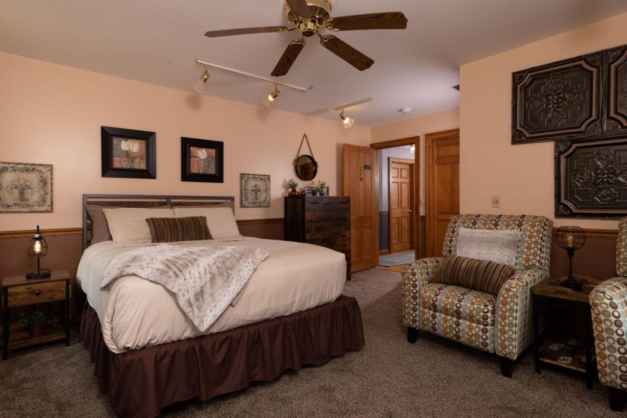 Renaissance Riverboat Suites&Rooms Galena Extérieur photo