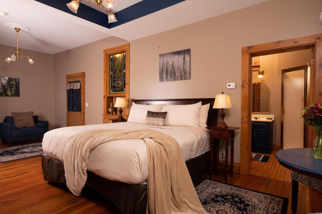 Renaissance Riverboat Suites&Rooms Galena Extérieur photo