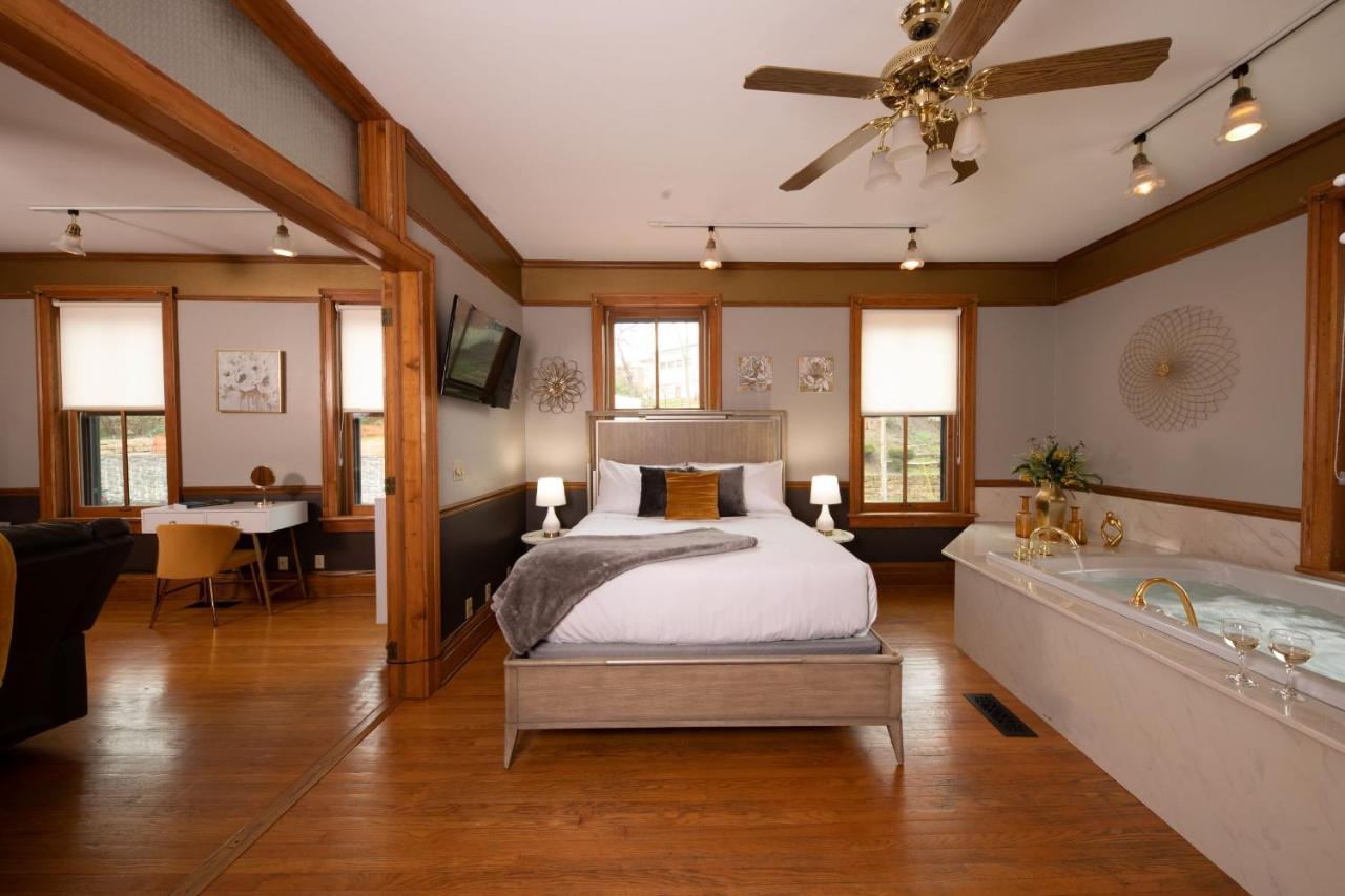 Renaissance Riverboat Suites&Rooms Galena Extérieur photo