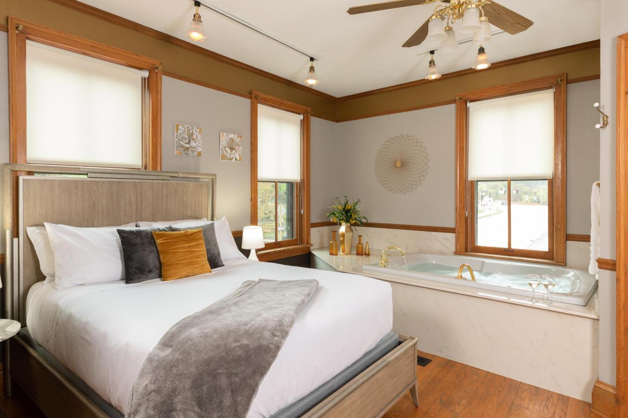 Renaissance Riverboat Suites&Rooms Galena Extérieur photo